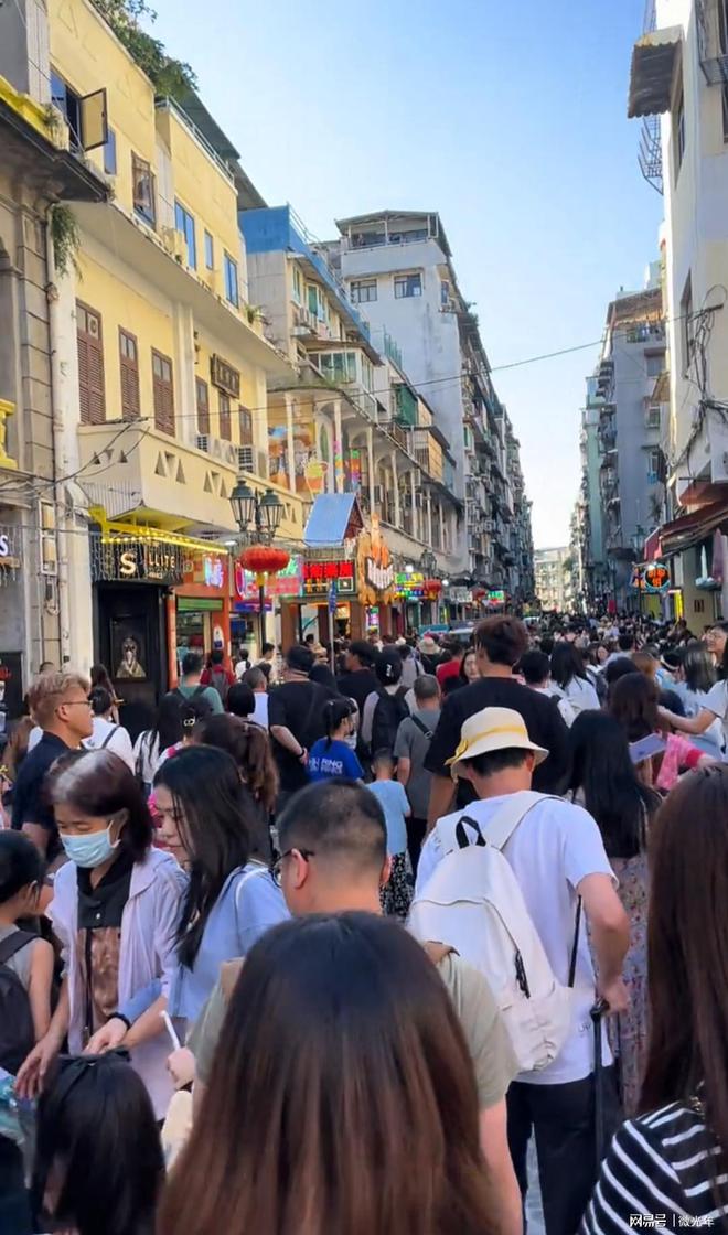 澳门懵了：没想到能来那么多人新利体育网页版刀郎澳门演唱会(图2)
