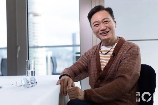 家拍戏不介意被嘲五音不全：我不觉得前TVB男星自爆因一个原因拒返娘(图9)